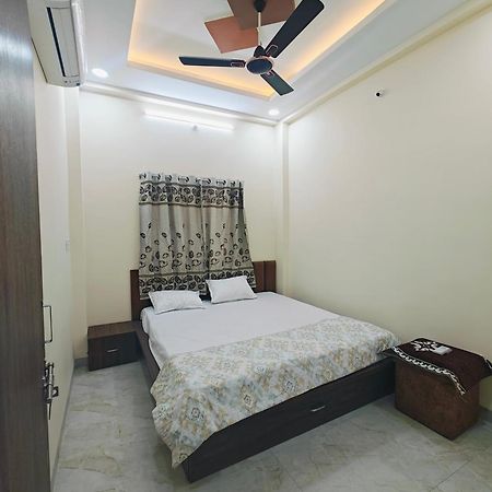 Nandi Homes Homestay Ujjain Esterno foto