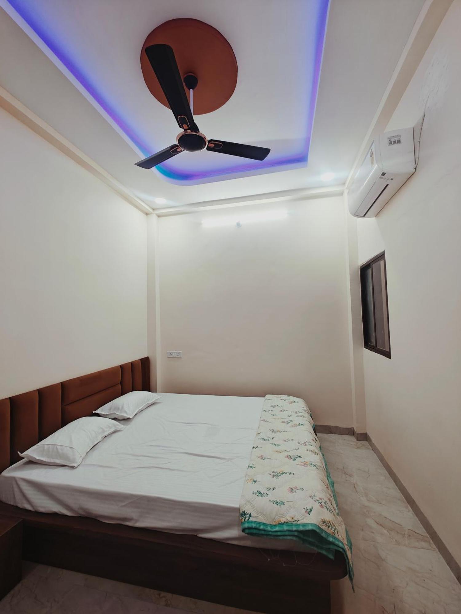 Nandi Homes Homestay Ujjain Esterno foto